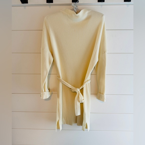 Edited Dresses & Skirts - Edited Cream Knit Dress, Size Medium